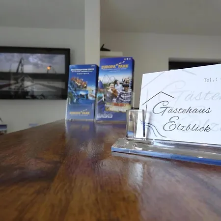 Gaestehaus Elzblick Bed & Breakfast 3*