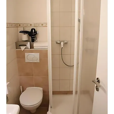 Gaestehaus Elzblick 3*