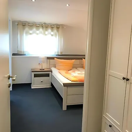 ベッド・アンド・ブレックファスト Gaestehaus Elzblick