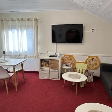 Bed & Breakfast Gaestehaus Elzblick 3*