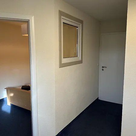לינה וארוחת בוקר Gaestehaus Elzblick