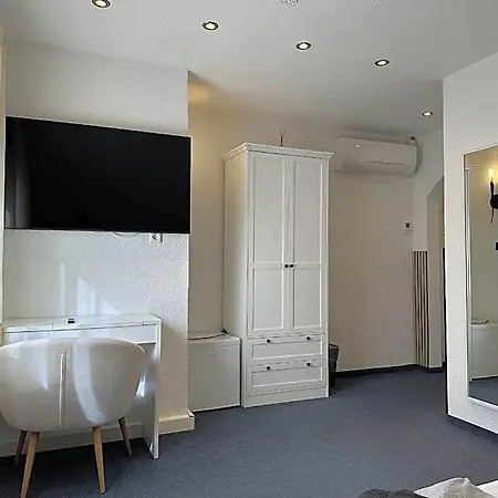 Gaestehaus Elzblick Bed & Breakfast Rust