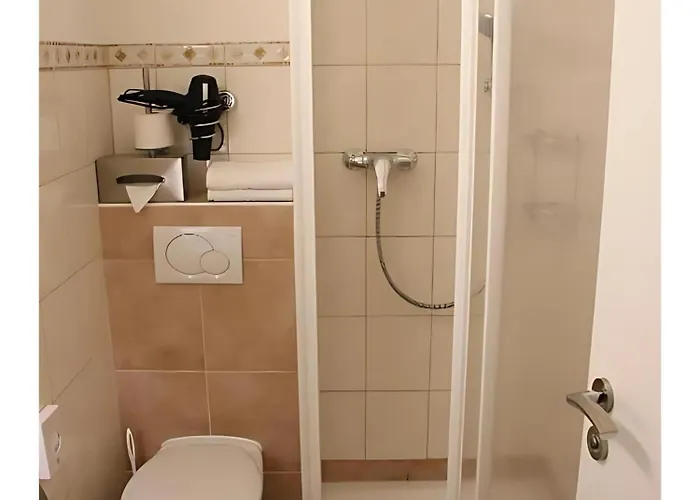 Gaestehaus Elzblick 3*