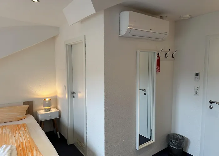 Gaestehaus Elzblick 3*