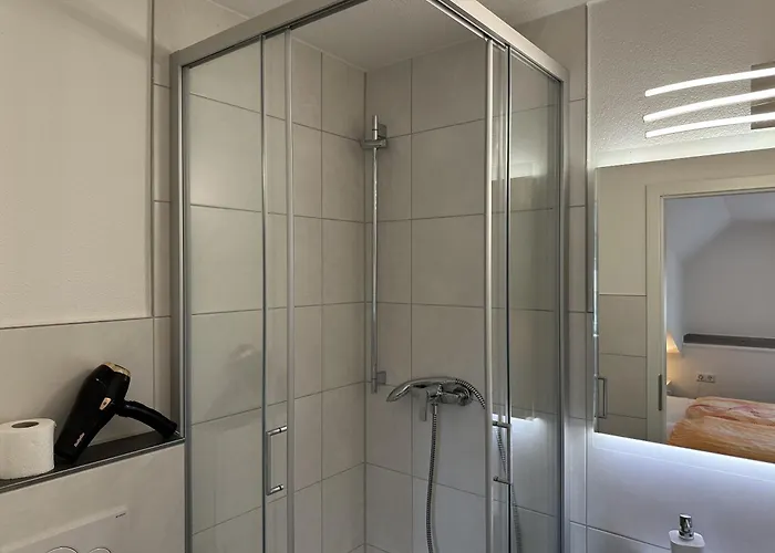 Gaestehaus Elzblick Bed & Breakfast