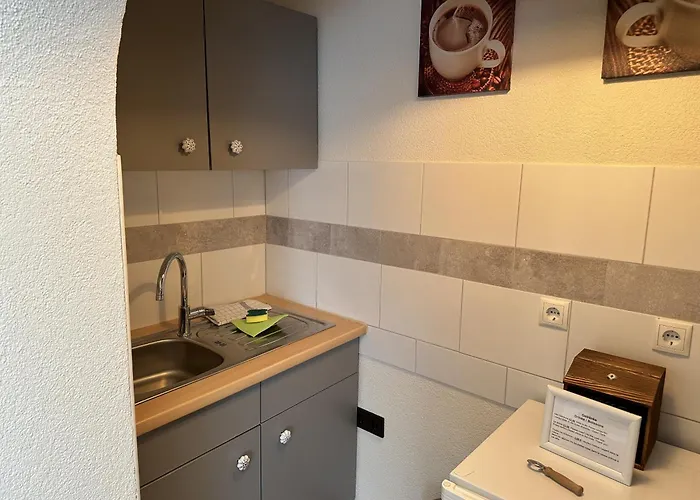 Bed & Breakfast Gaestehaus Elzblick