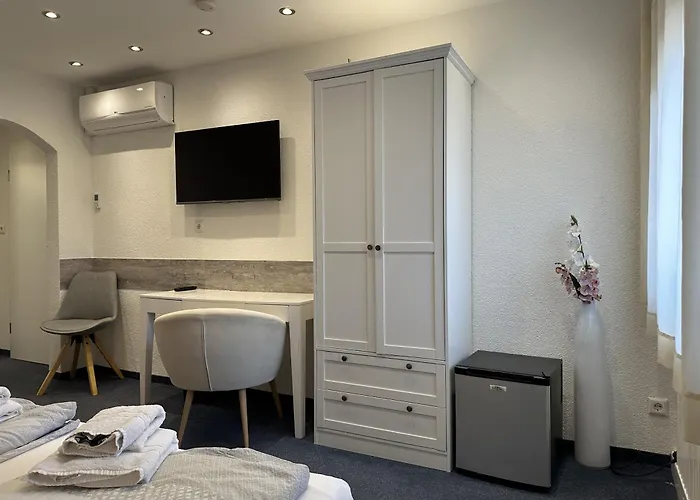 Gaestehaus Elzblick 3*